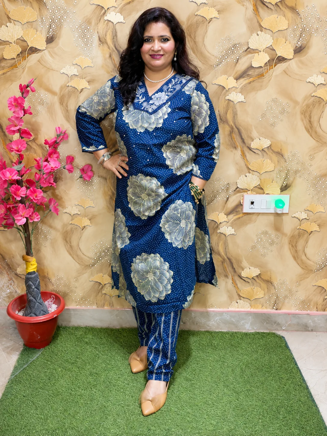 Women’s Pure Cotton Navy Blue 2-Piece Kurta Set with Embroidered V-Neck & Pocket 