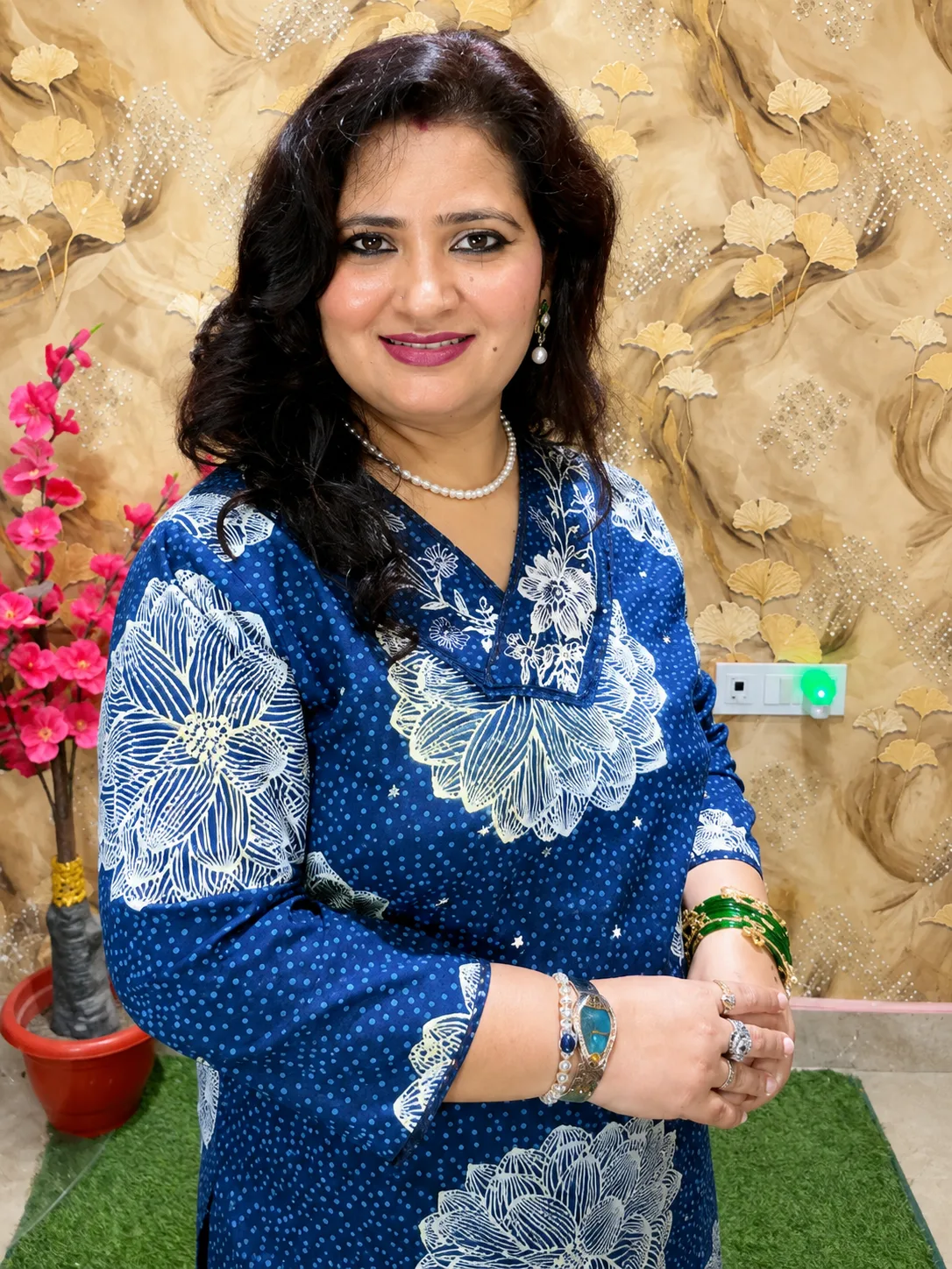 Women’s Pure Cotton Navy Blue 2-Piece Kurta Set with Embroidered V-Neck & Pocket 