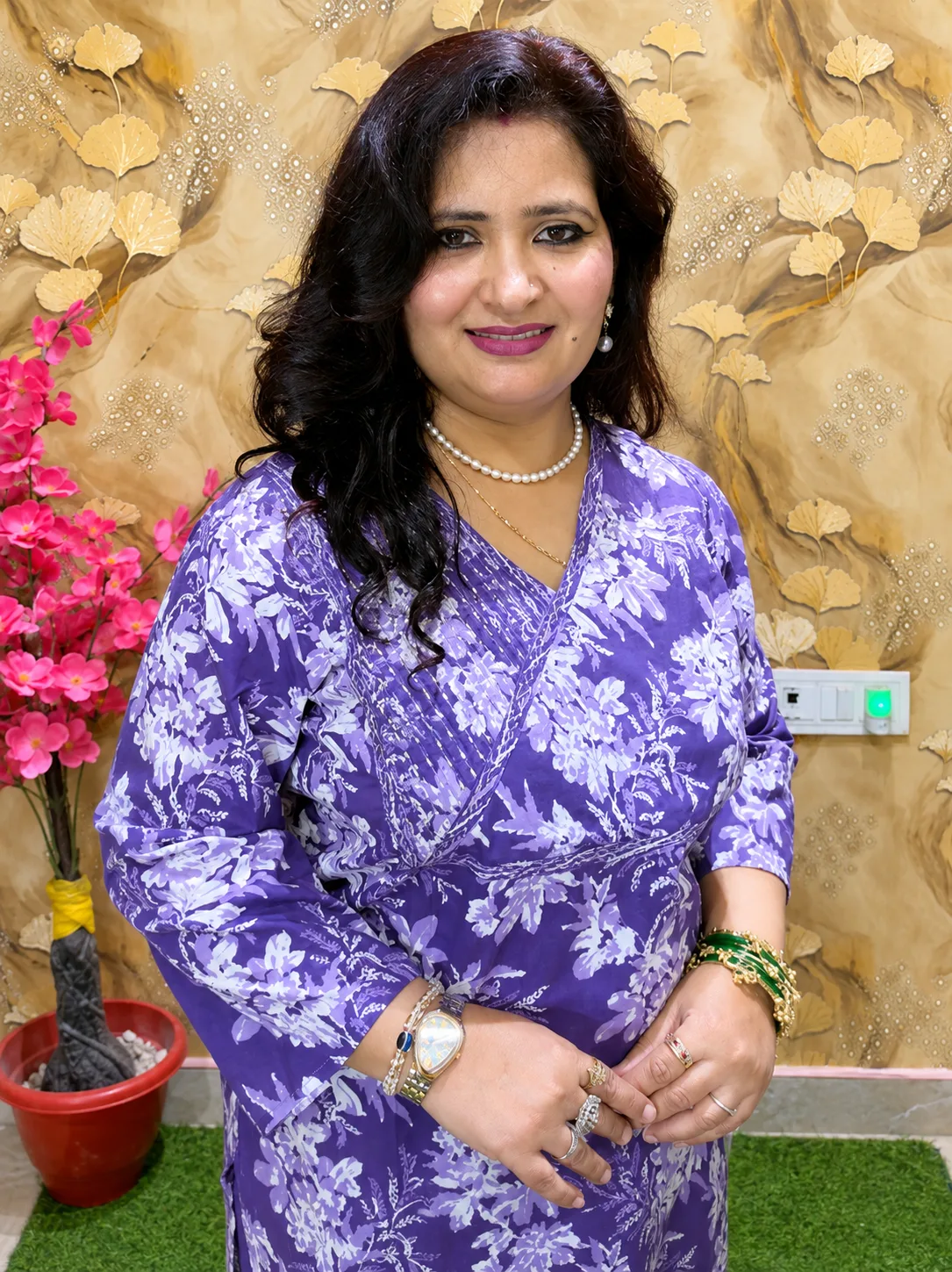 Women’s Pure Cotton Purple Floral 2-Piece Kurta Set with Zari Neckline & Pocket 